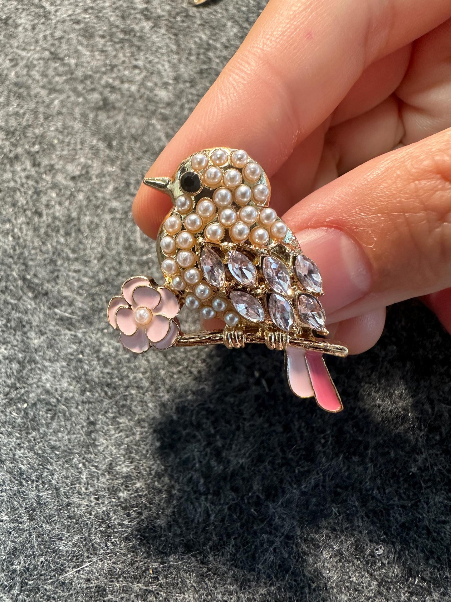 Bling Fancy Metal GEM Rhinestone Flowers Rose Sunflower Bird Butterfly adn more Shoes Charms silver/golden for DIY Unique Special Shoes