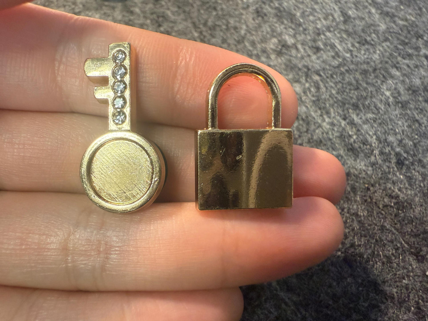 Gold Key and Padlock Design Shoe Charms