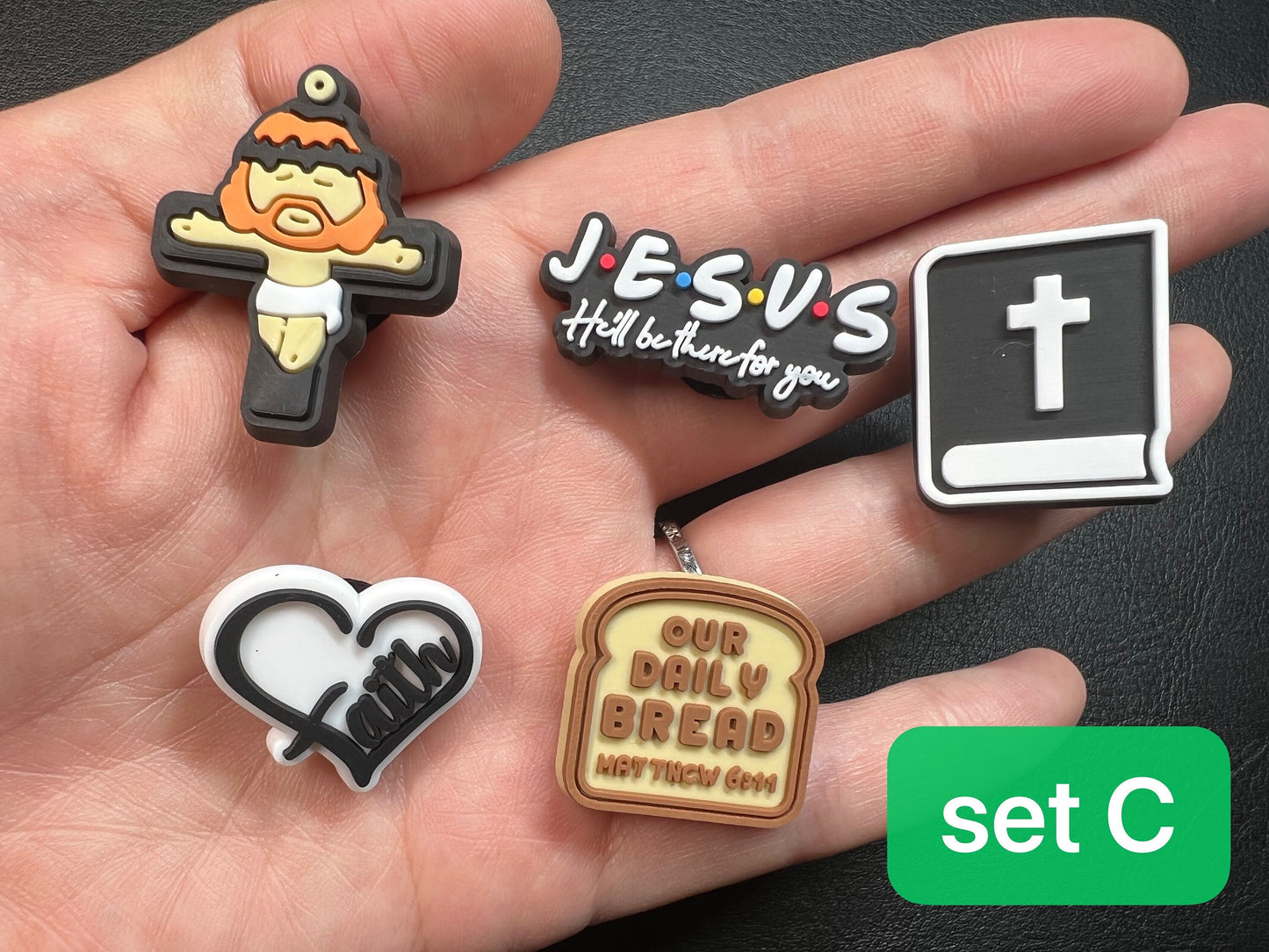 Jesús La Biblia Fe Nuestro Pan Diario Diseño Tema Encantos Del Zapato Mejor Calidad JuliesDecalDesign