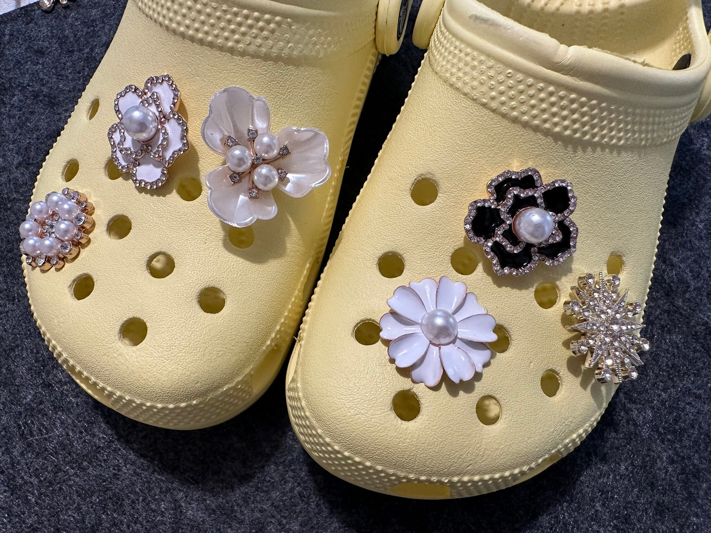 Fleurs de grande taille perle gemme fleur Bling fantaisie métal diamant fleur chaussures breloques pour bricolage chaussures spéciales uniques