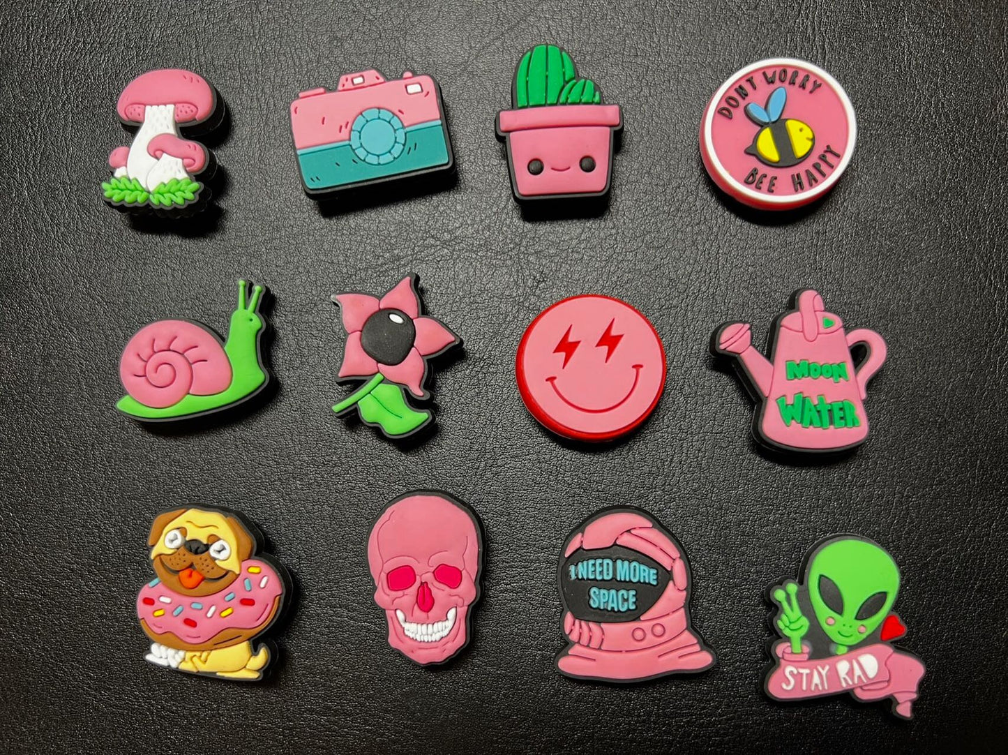 Amuletos de zapatos con tema VSCO rosa