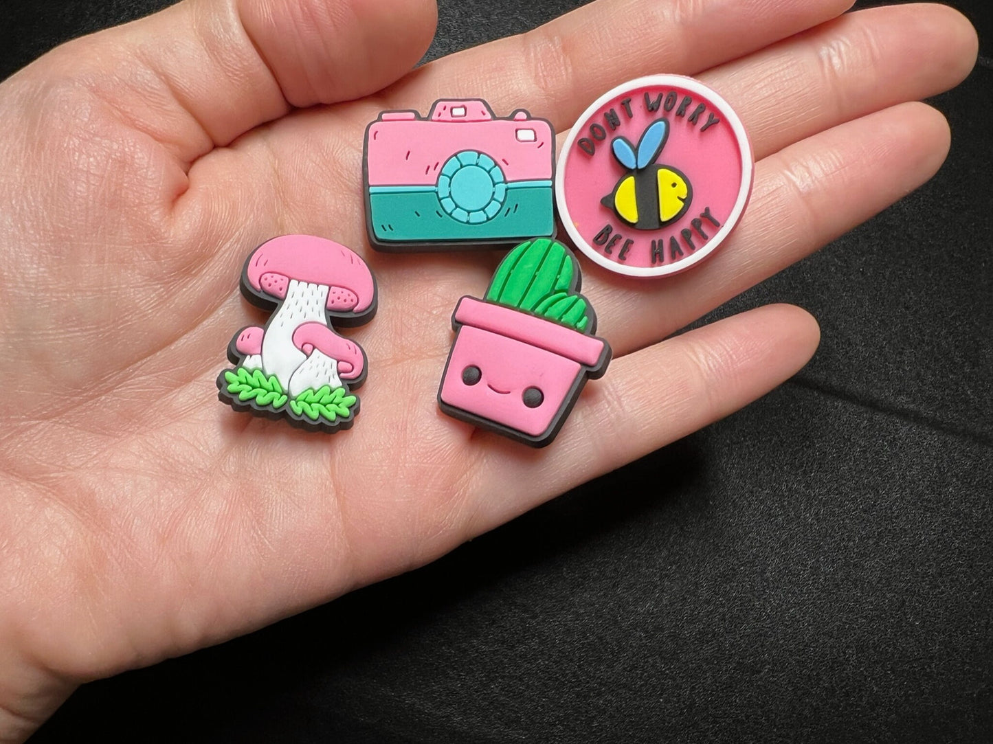 Amuletos de zapatos con tema VSCO rosa
