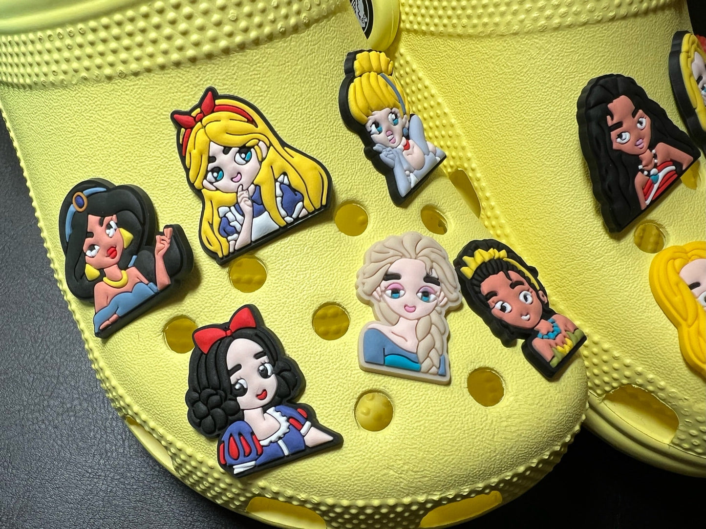 Princesses and Brave Girls shoe charms different sizes