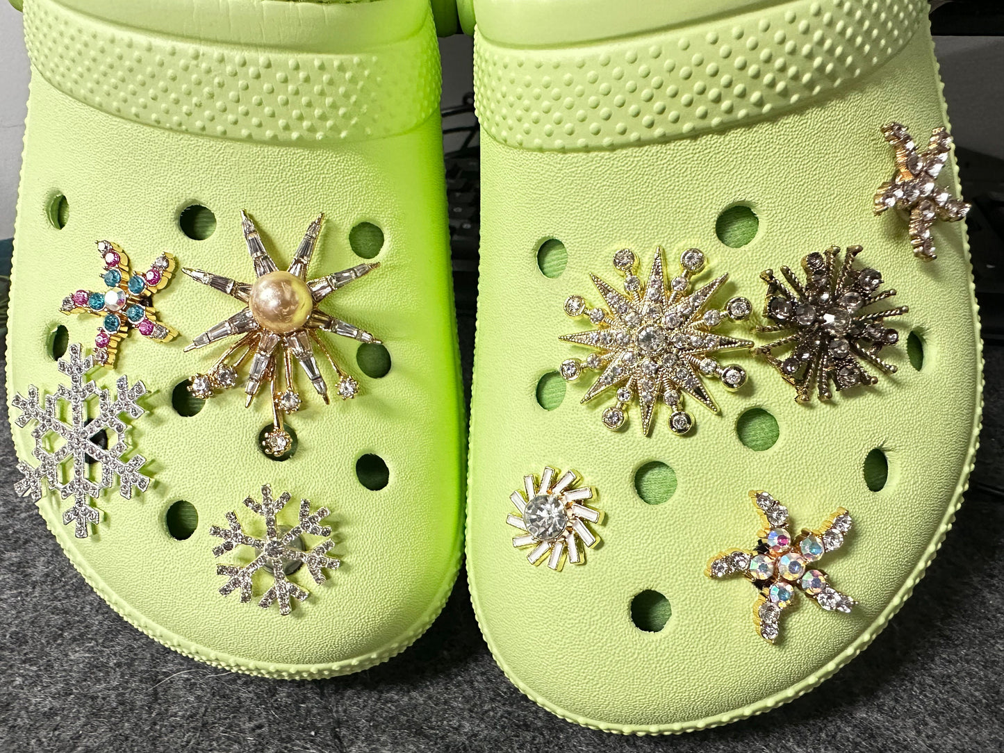 Bling Bling Fancy Metal GEM Rhinestone snowflakes Flowers stars Shoes Charms silver/golden for DIY Unique Special Shoes