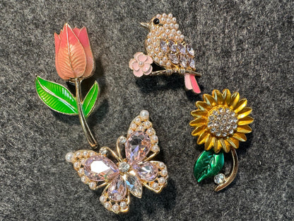 Bling Fancy Metal GEM Rhinestone Flowers Rose Sunflower Bird Butterfly adn more Shoes Charms silver/golden for DIY Unique Special Shoes