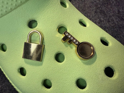 Gold Key and Padlock Design Shoe Charms