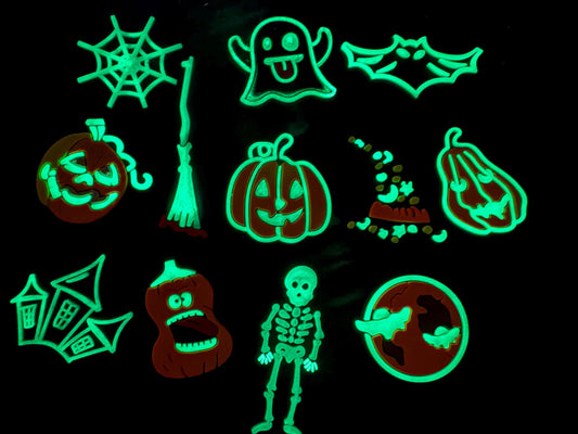 Glow in dark Trick or treat Skeleton Ghost broom hunted house bat Horror Pumpkin Theme Design Halloween Shoe Charms