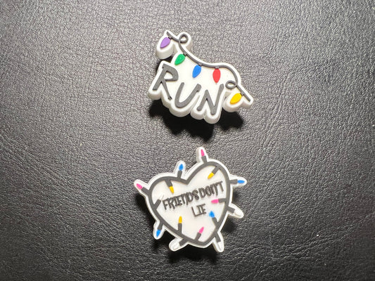 Friends don't lie RUN Classic Lines Design Shoe Charms