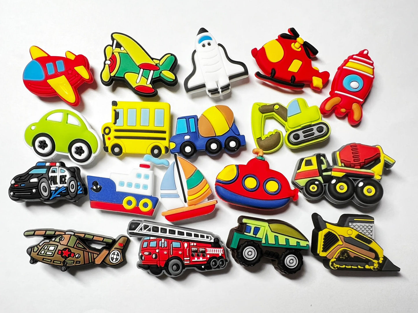 Dibujos animados Vehículo Transporte zapato encantos autobús escolar helicóptero construcción barco coche excavadora avión y más