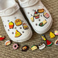 Tema de diseño de comida deliciosa Pizza Papas fritas Café Sandía Hot Dog Sopa de ramen sushi Palomitas de maíz y más adornos para zapatos